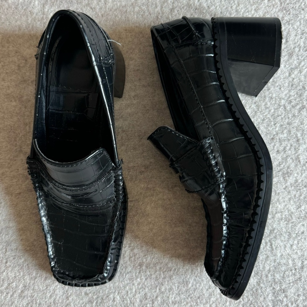 Zara Black leather moccasins with a heel